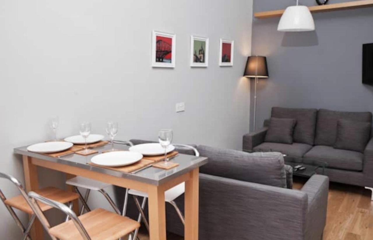 אדינבורו Royal Mile Apartment מראה חיצוני תמונה